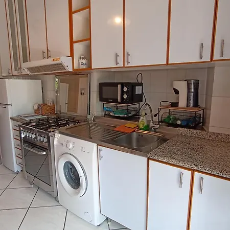 Casina La Posta Azzurra * 阿祖罗港